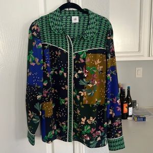 Beautiful CAbi blouse